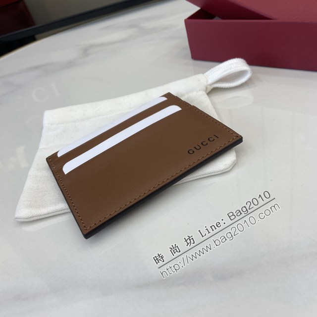 Gucci專櫃古馳最新款Emblem系列雙折卡片夾卡包名片夾 jh2602型號：818952
